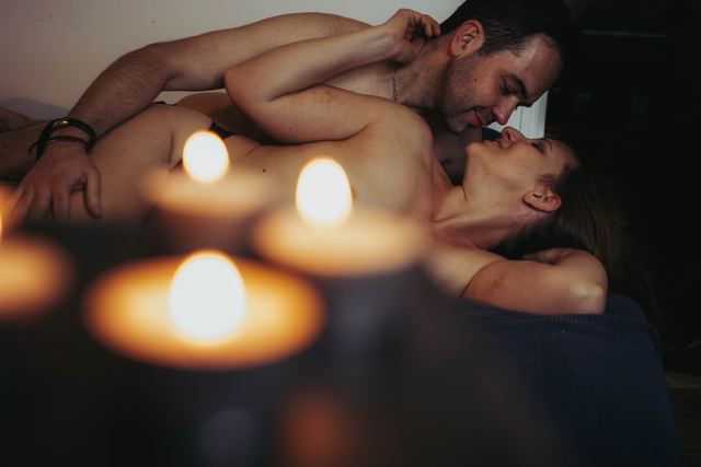 Photographie boudoir en duo, photo 28